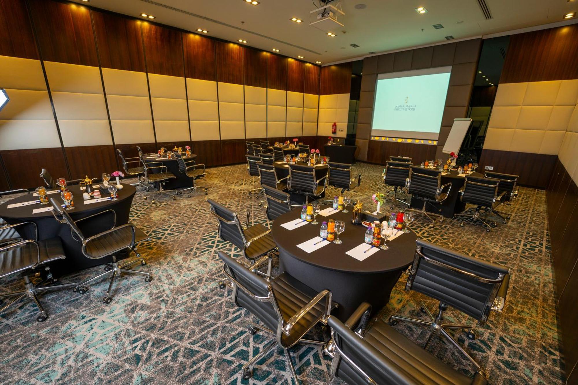 Executives Hotel / KAFD Riadh Exterior foto